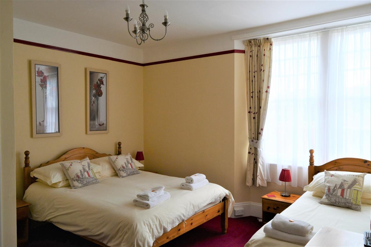 St Marguerite Bed and Breakfast Paignton Eksteriør billede